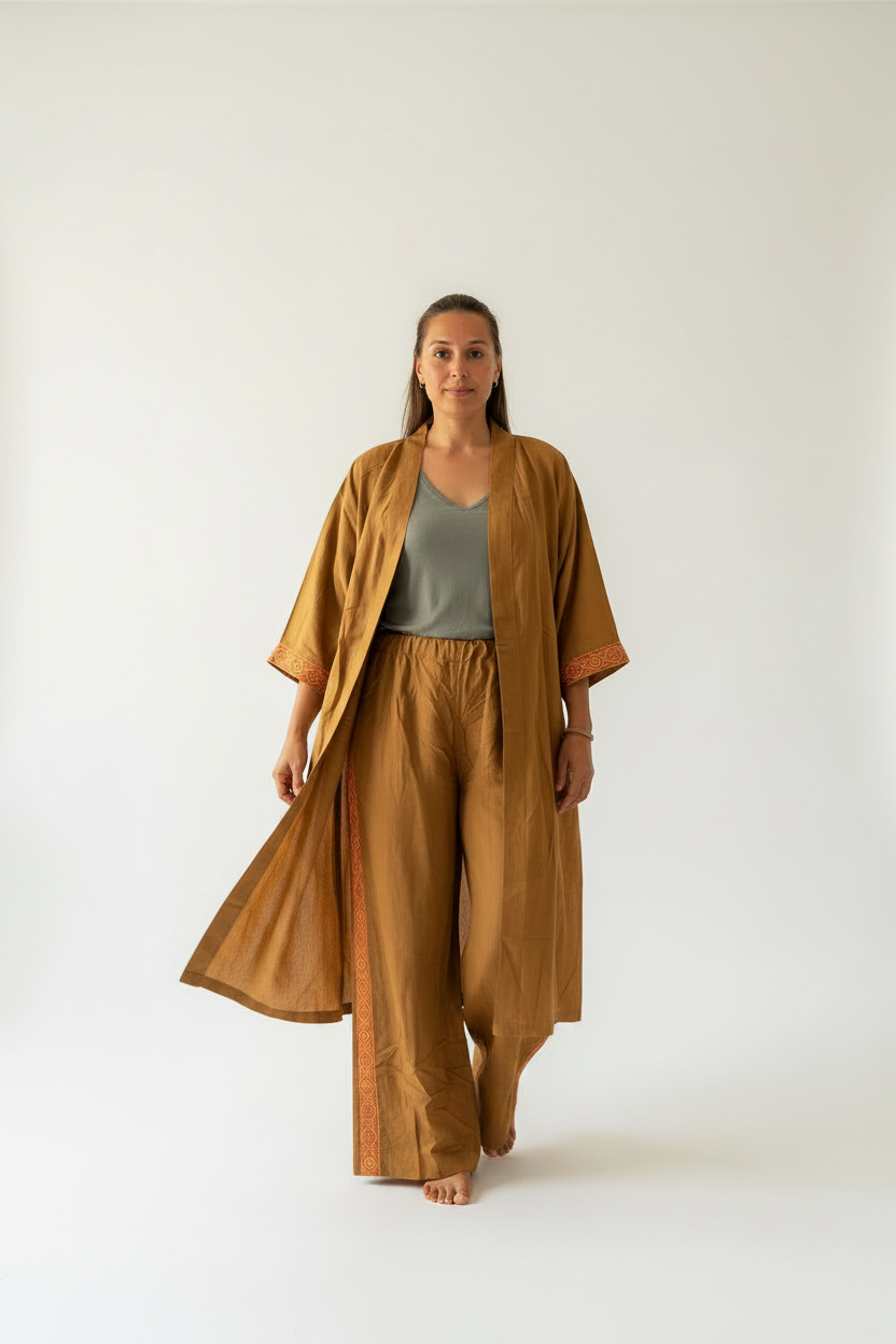 Kimono Midi Arena - Editorial frontal sin calcetines